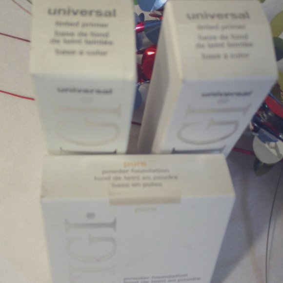 New Bundle Lot TIGI Cosmetics Makeup Foundation Primer - Picture 6 of 7